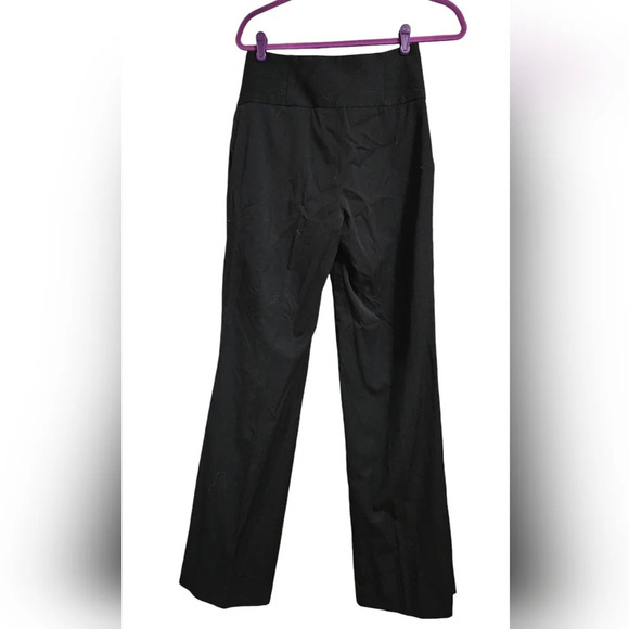 BCBGENERATION High Rise Straight Leg black trousers. Size 6 - Picture 2 of 7